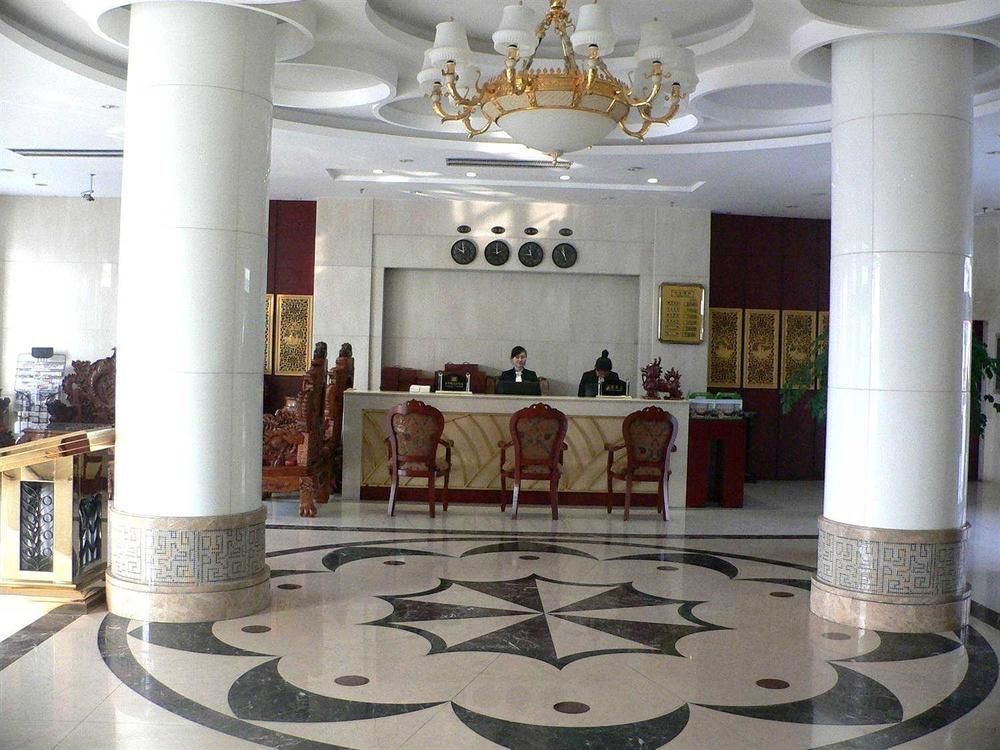 Huatian Grand Hotel Dengfeng Buitenkant foto