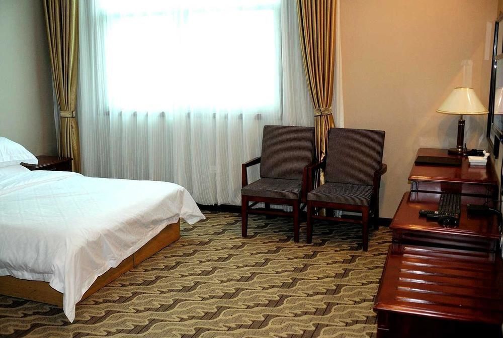 Huatian Grand Hotel Dengfeng Buitenkant foto